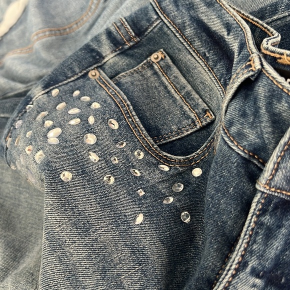 Embellished High-Rise Jeans Washed Denim Rhinestone Straight Jeans - Picture 7 of 11